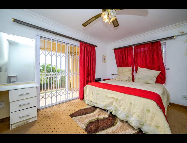 6 BEDROOM HOUSE FOR SALE IN SOMERSET PARK